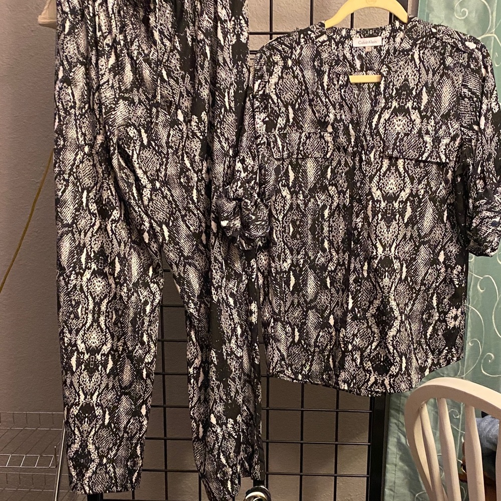 Calvin Klein two piece set Snakeskin Print Blouse and Pants Set